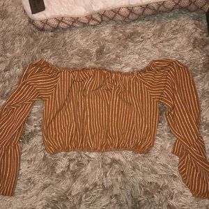 TAN AND WHITE CROP TOP